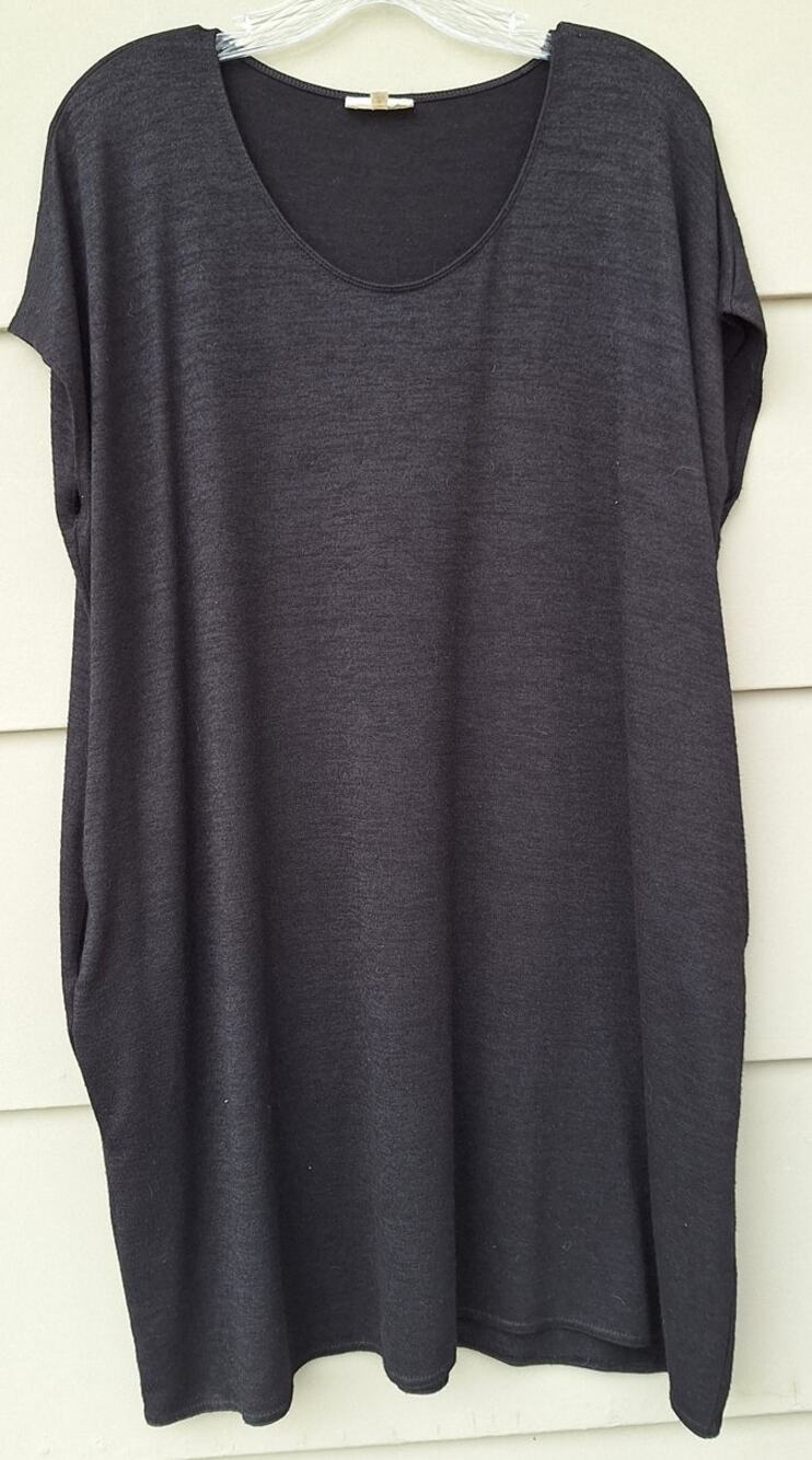 Wilfred Free Aritzia Rayon blend Oversized Minimalist Black Tunic Top Dress M/L